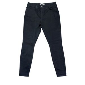 Levis Women’s Black Mid-Rise Skinny Jeans